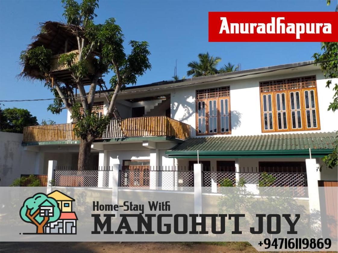 Mangohut Joy Otel Anuradhapura Dış mekan fotoğraf